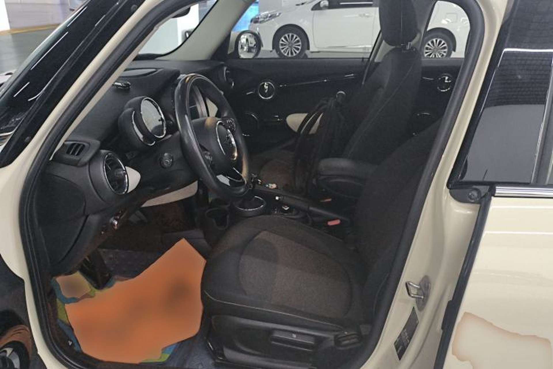 Used MINI 2019 1.5T ONE PLUS Five-Door Edition Left Front Seat