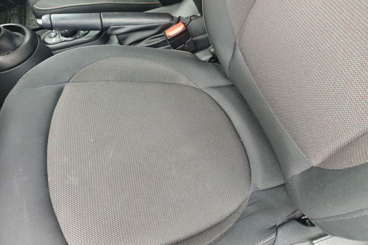 Used MINI 2019 1.5T ONE Left Front Seat