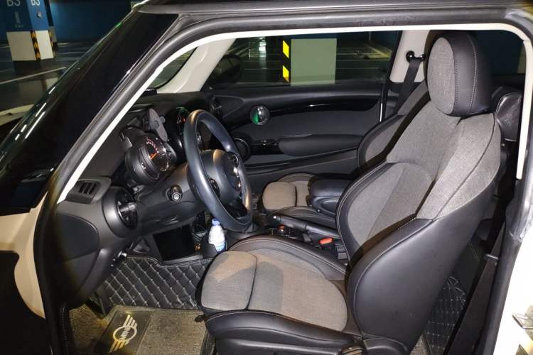 Used MINI 2019 1.5T COOPER Classic Edition Left Front Seat