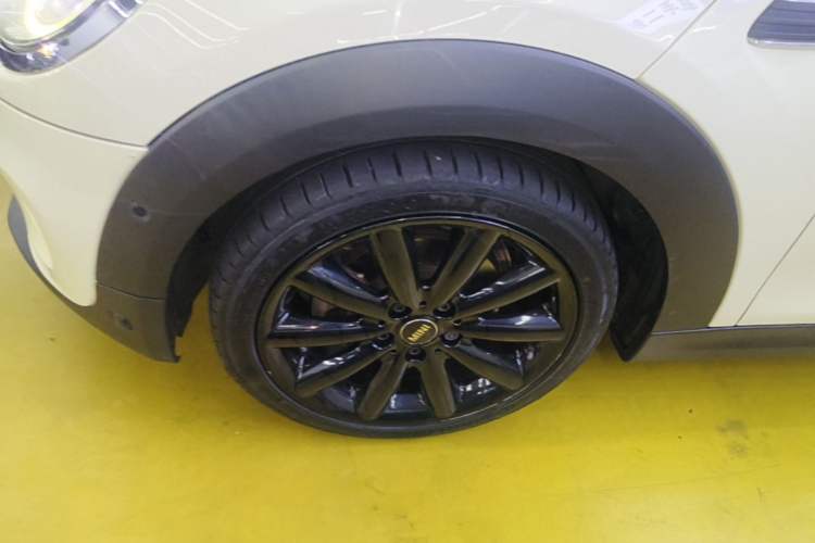 Used MINI 2019 1.5T COOPER Artist Left Front Wheel Hub