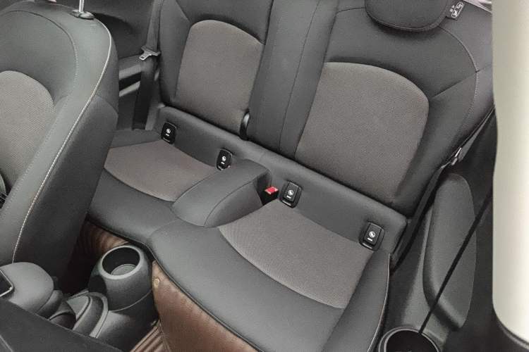 Used MINI 2019 1.5T ONE Left Rear Seat