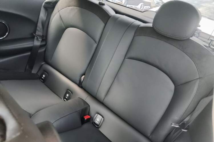 Used MINI 2019 1.5T COOPER Artist Left Rear Seat