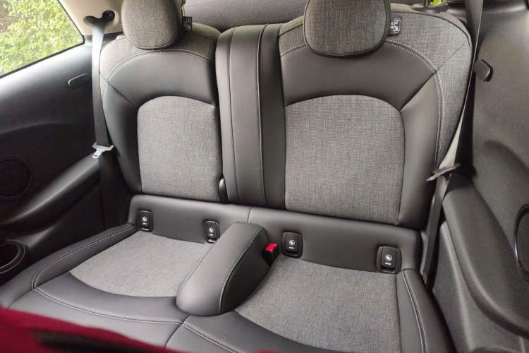 Used MINI 2019 1.5T COOPER Classic Edition Left Rear Seat