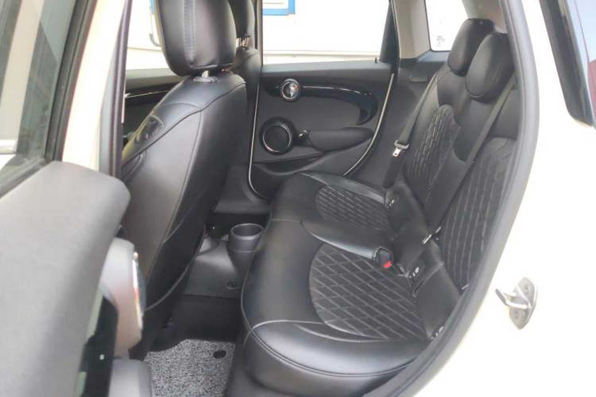 Used MINI 2019 1.5T ONE PLUS Five-Door Edition Left Rear Seat