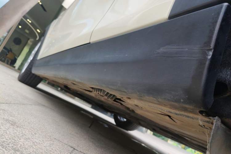 Used MINI 2019 1.5T ONE Left Side Sill