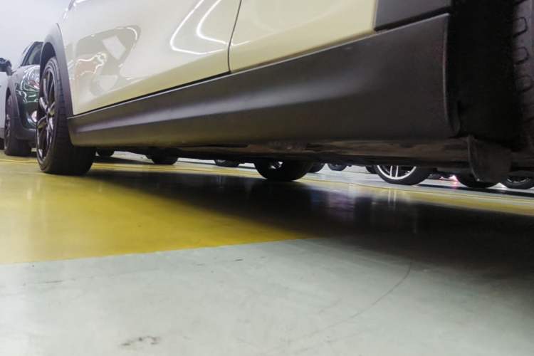 Used MINI 2019 1.5T COOPER Artist Left Side Sill