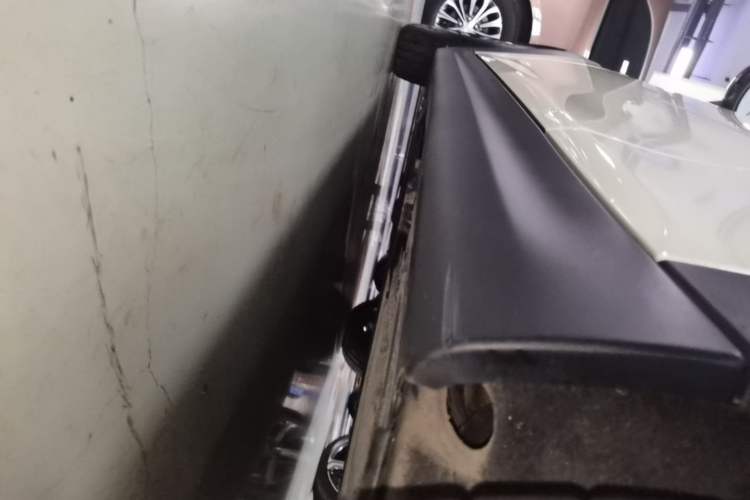 Used MINI 2019 1.5T COOPER CABRIO Artist Left Side Sill