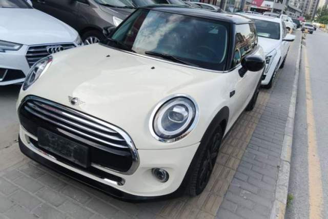 Used MINI 2019 1.5T COOPER Artist