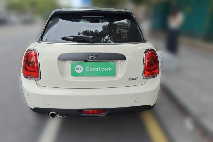 Used MINI 2019 1.5T ONE PLUS Five-Door Edition Rear