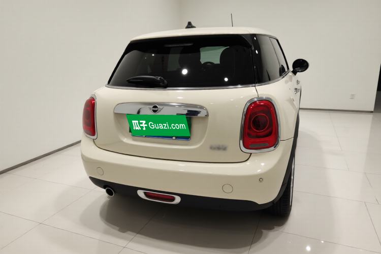 Used MINI 2019 1.5T ONE PLUS Five-Door Edition Rear