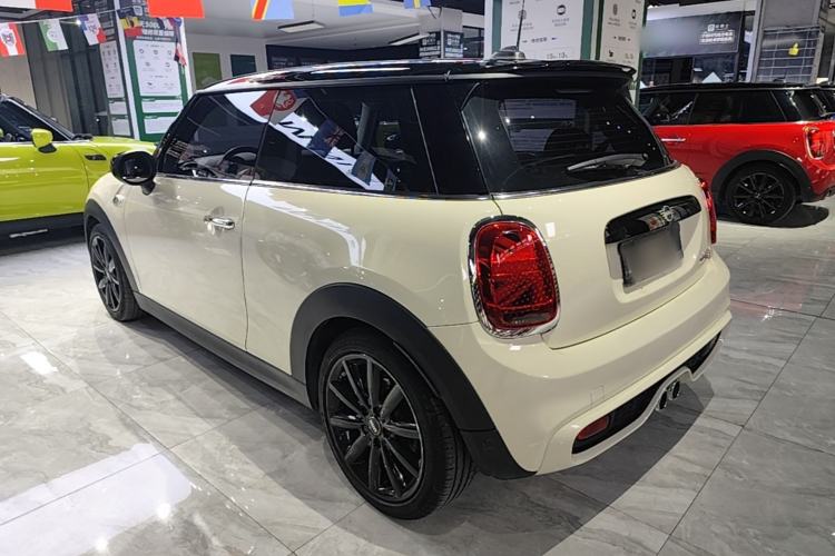 Used MINI 2019 2.0T COOPER S Classic Edition Rear Left 45 Deg