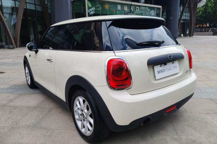 Used MINI 2019 1.5T ONE Rear Left 45 Deg