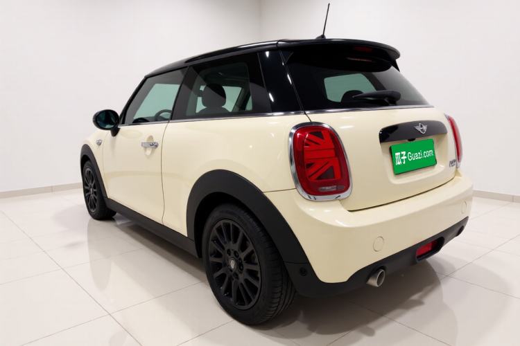 Used MINI 2019 1.5T COOPER Classic Edition Rear Left 45 Deg