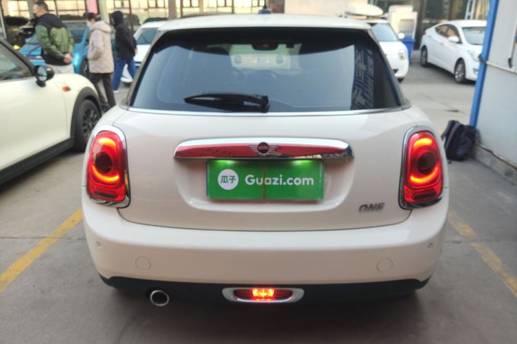 Used MINI 2019 1.5T ONE PLUS Five-Door Edition Rear