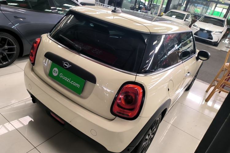 Used MINI 2019 1.5T ONE PLUS Rear Right 45 Deg