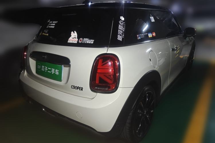Used MINI 2019 1.5T COOPER Artist Rear Right 45 Deg