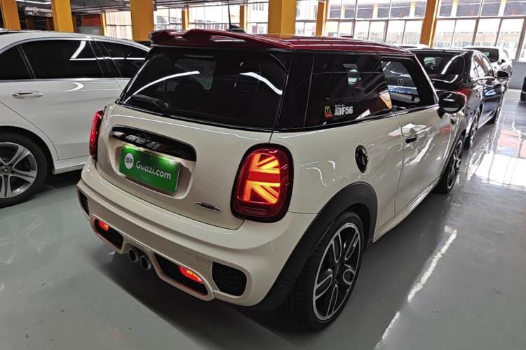 Used MINI 2019 2.0T COOPER S Racing Driver Rear Right 45 Deg