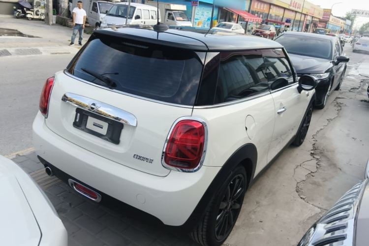 Used MINI 2019 1.5T COOPER Artist Rear Right 45 Deg