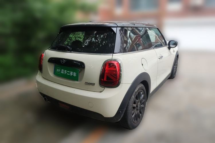 Used MINI 2019 1.5T COOPER Classic Edition Rear Right 45 Deg