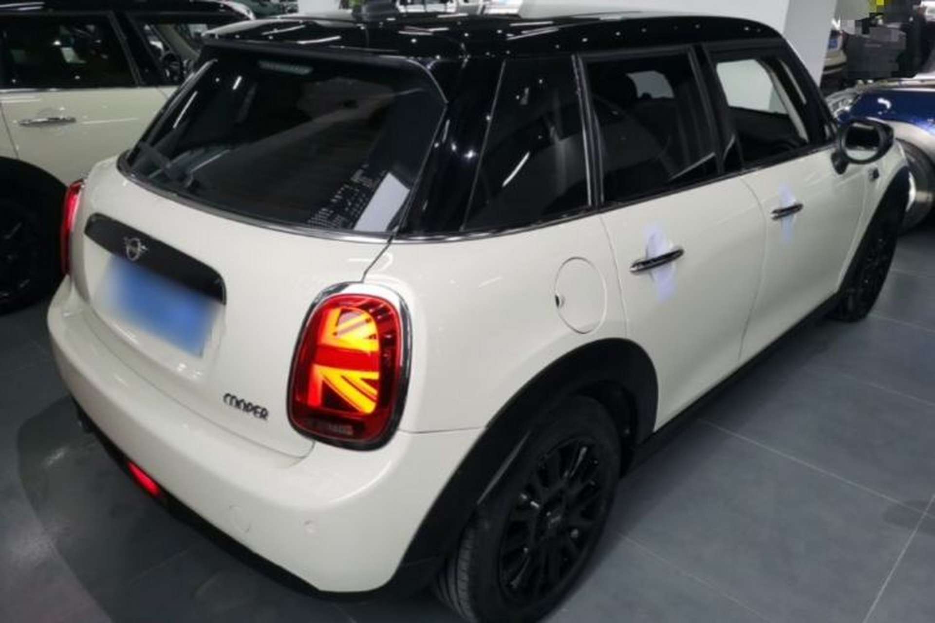 Used MINI 2019 1.5T COOPER Classic Edition Five-Door Version Rear Right 45 Deg