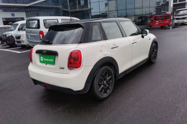 Used MINI 2019 1.5T ONE Five-Door Edition Rear Right 45 Deg