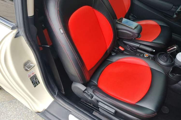 Used MINI 2019 1.5T ONE Right Front Seat