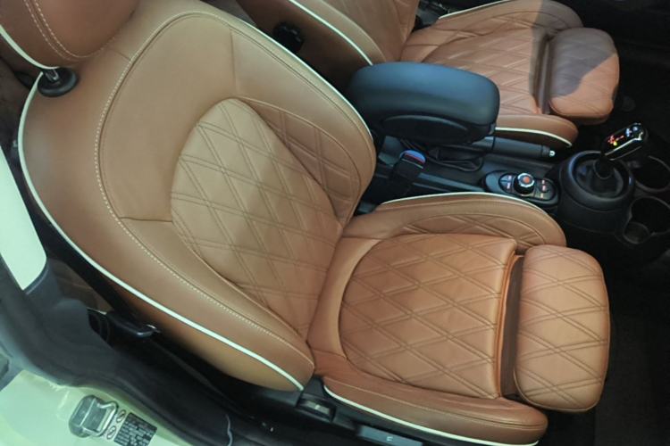 Used MINI 2019 1.5T COOPER Artist Right Front Seat