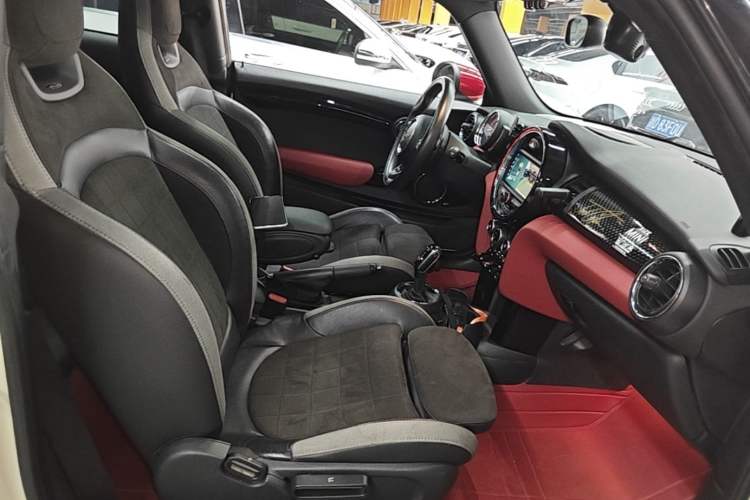 Used MINI 2019 2.0T COOPER S Racing Driver Right Front Seat