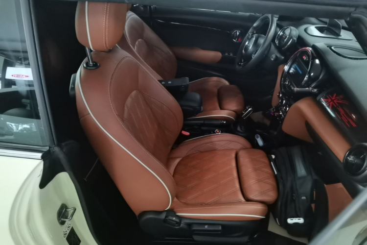 Used MINI 2019 1.5T COOPER CABRIO Artist Right Front Seat