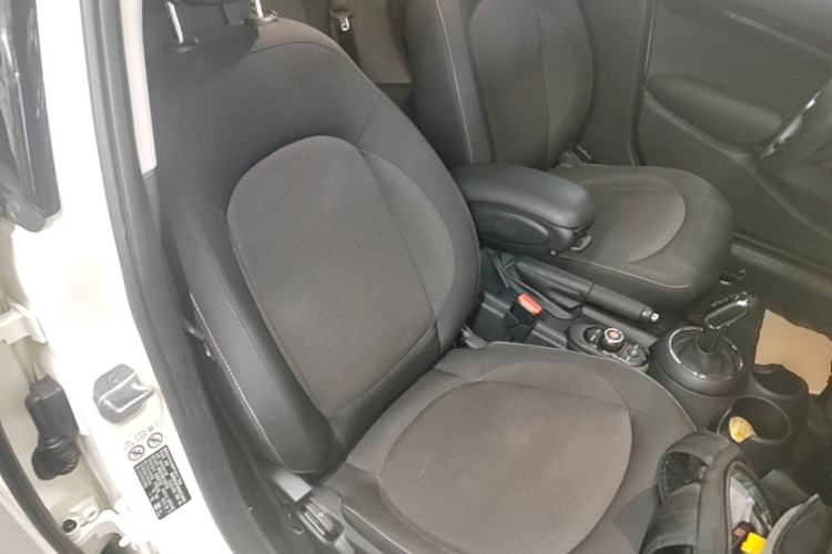 Used MINI 2019 1.5T ONE PLUS Five-Door Edition Right Front Seat