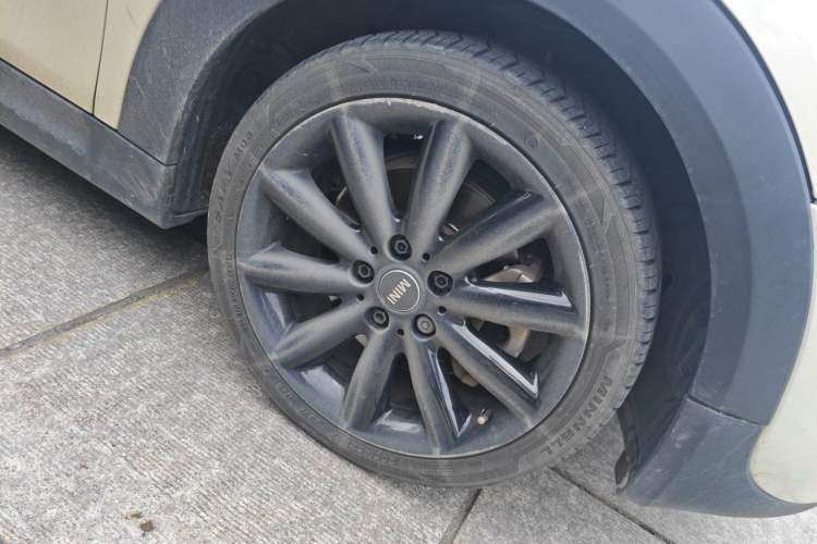 Used MINI 2019 2.0T COOPER S Classic Edition Right Front Wheel Hub