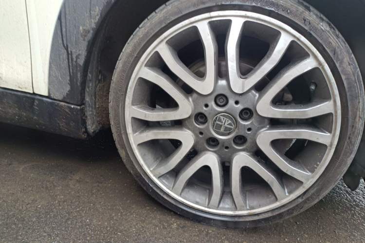 Used MINI 2019 2.0T COOPER S Artist Five-Door Edition Right Front Wheel Hub