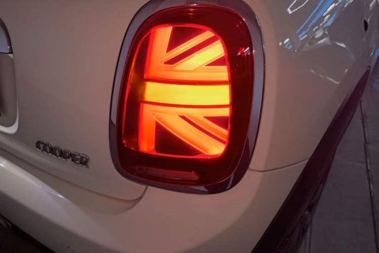 Used MINI 2019 1.5T COOPER Artist Right Rear Taillight
