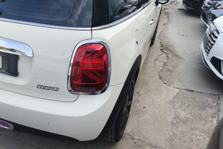Used MINI 2019 1.5T COOPER Artist Right Rear Taillight