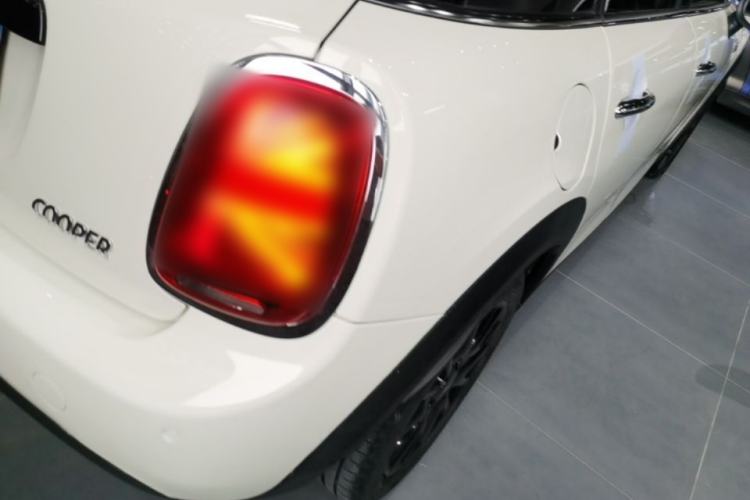 Used MINI 2019 1.5T COOPER Classic Edition Five-Door Version Right Rear Taillight