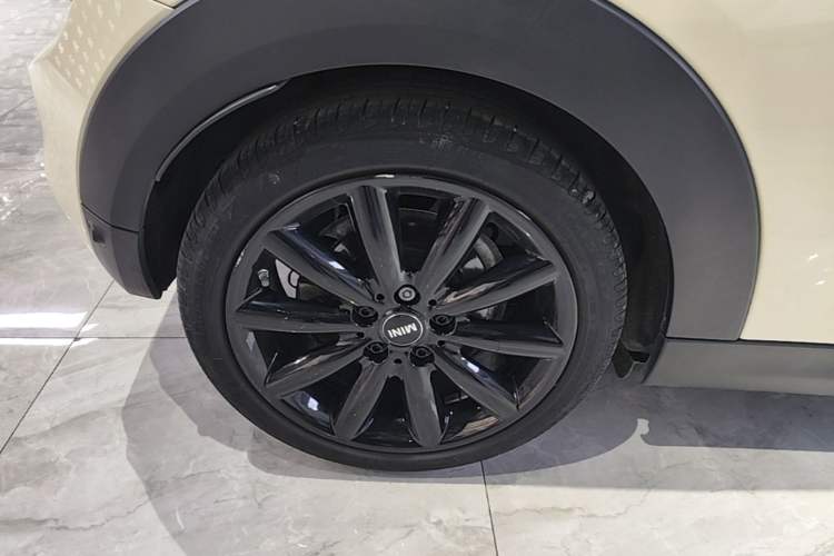 Used MINI 2019 2.0T COOPER S Classic Edition Right Rear Wheel Hub