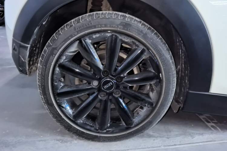 Used MINI 2019 1.5T COOPER Artist Right Rear Wheel Hub