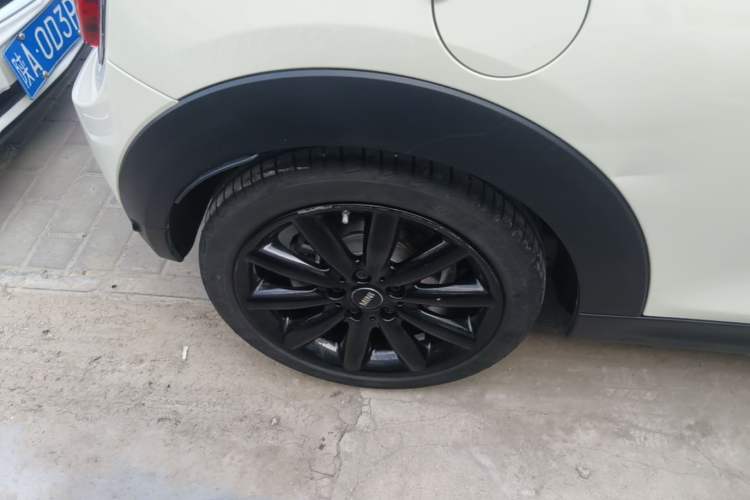 Used MINI 2019 1.5T COOPER Artist Right Rear Wheel Hub