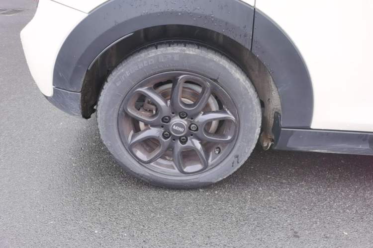 Used MINI 2019 1.5T ONE Five-Door Edition Right Rear Wheel Hub