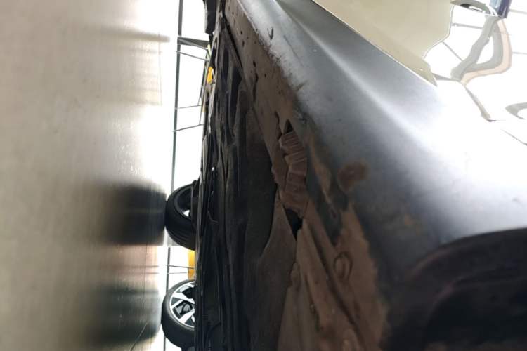 Used MINI 2019 2.0T COOPER S Artist Five-Door Edition Right Side Sill