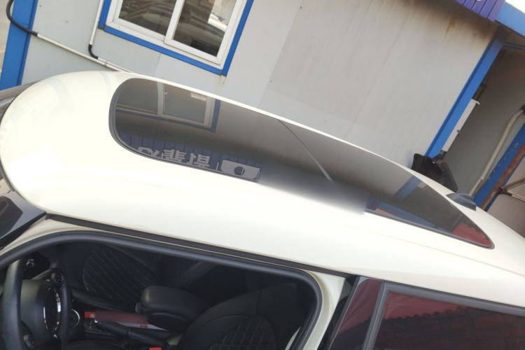 Used MINI 2019 1.5T ONE PLUS Five-Door Edition Roof