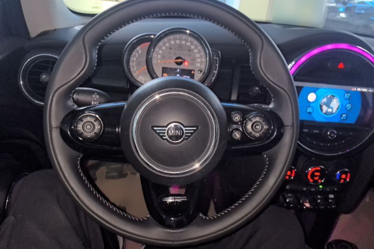 Used MINI 2019 1.5T COOPER Artist Steering Wheel