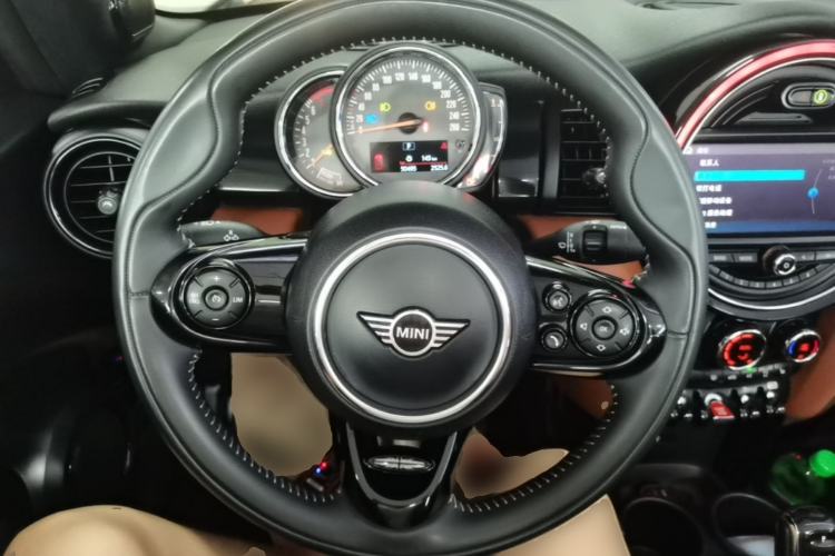Used MINI 2019 1.5T COOPER CABRIO Artist Steering Wheel