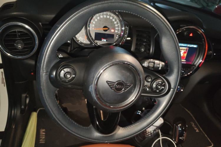 Used MINI 2019 1.5T ONE PLUS Steering Wheel