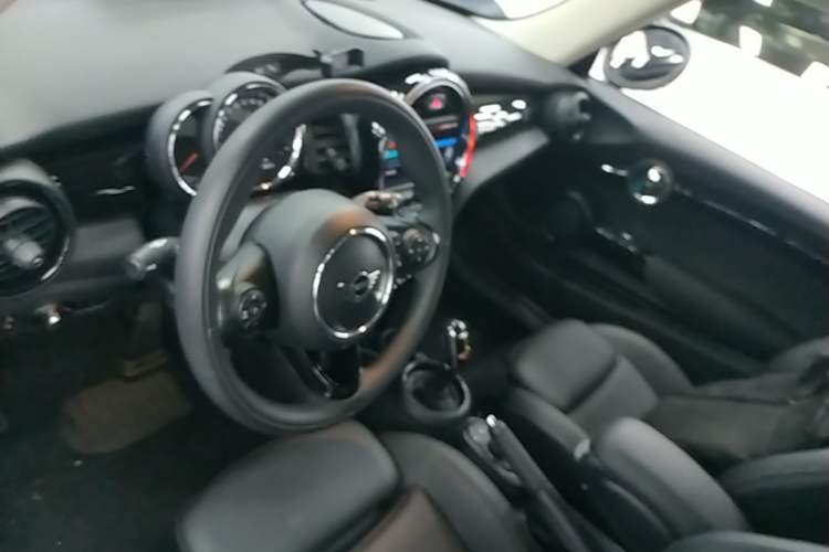 Used MINI 2019 1.5T COOPER Classic Edition Steering Wheel