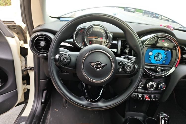 Used MINI 2019 1.5T ONE PLUS Steering Wheel