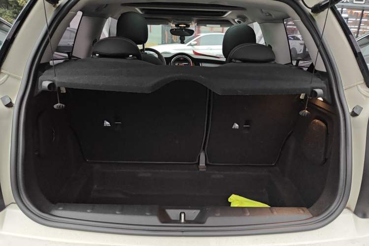 Used MINI 2019 1.5T ONE Trunk