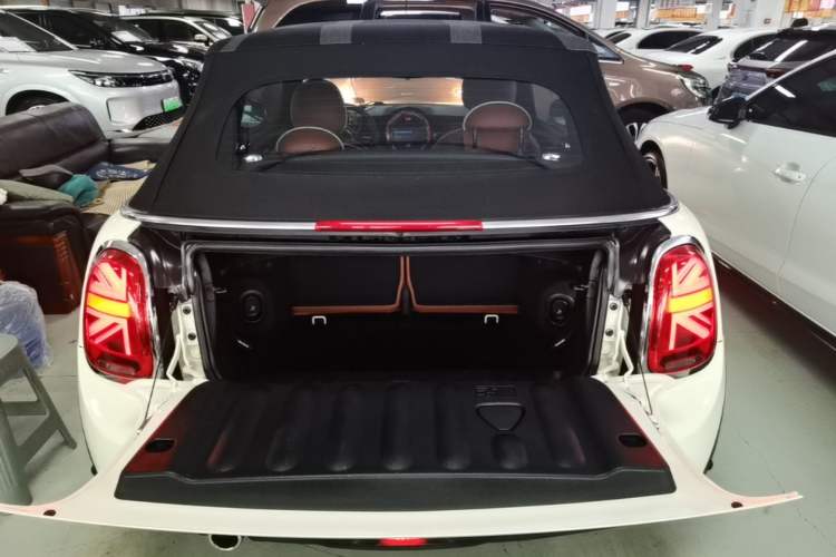 Used MINI 2019 1.5T COOPER CABRIO Artist Trunk