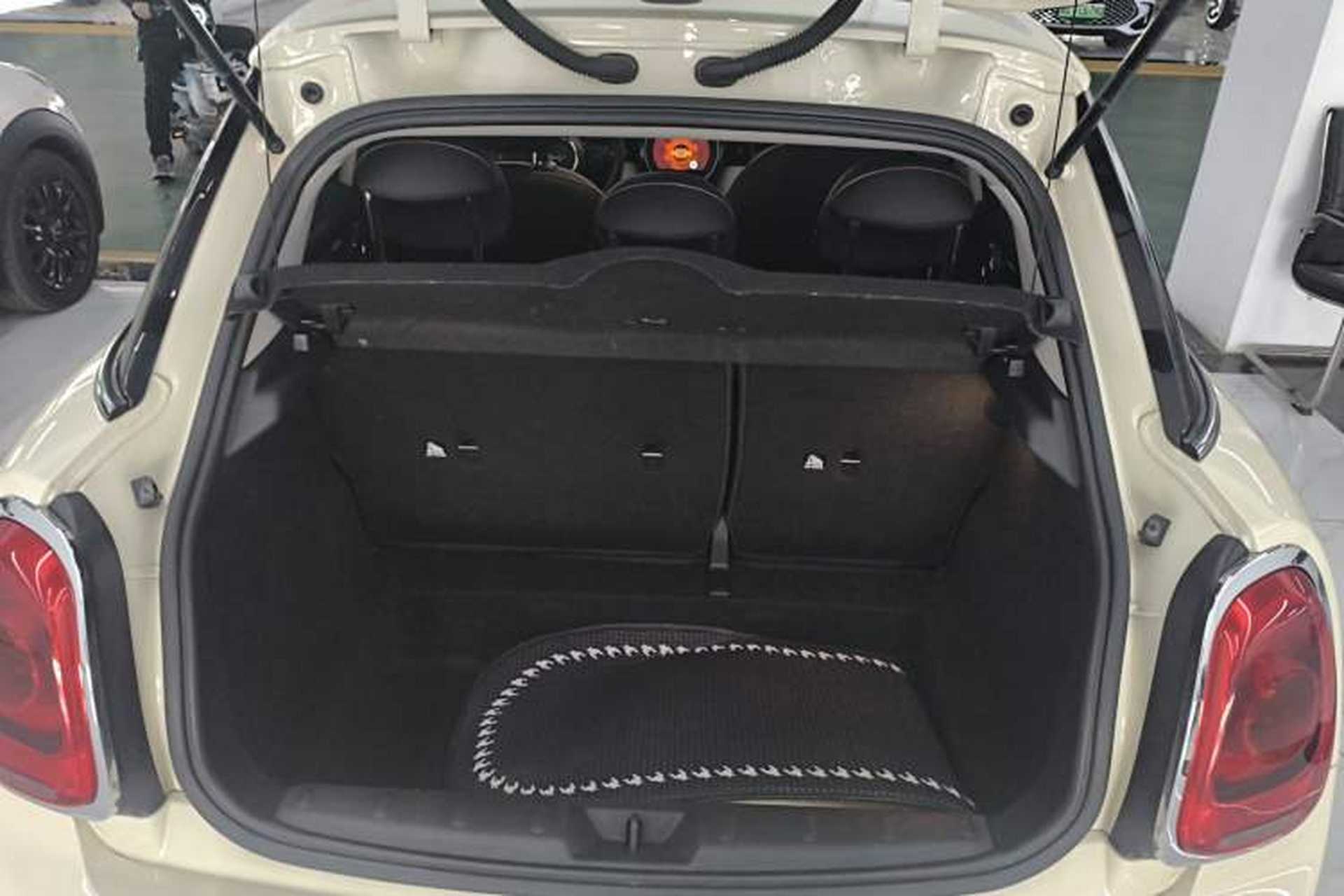 Used MINI 2019 1.5T ONE PLUS Five-Door Edition Trunk