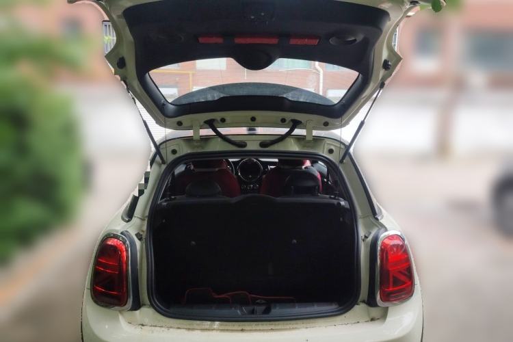 Used MINI 2019 1.5T COOPER Classic Edition Trunk